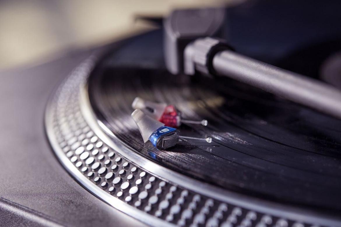 Audio Service Im-Ohr Hörgeräte